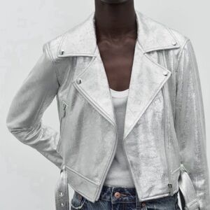 Beautiful Zara Women's Silver Metallic Biker Jacket size M Like New